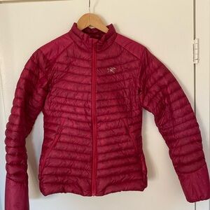 Arc’teryx women’s jacket. Size small